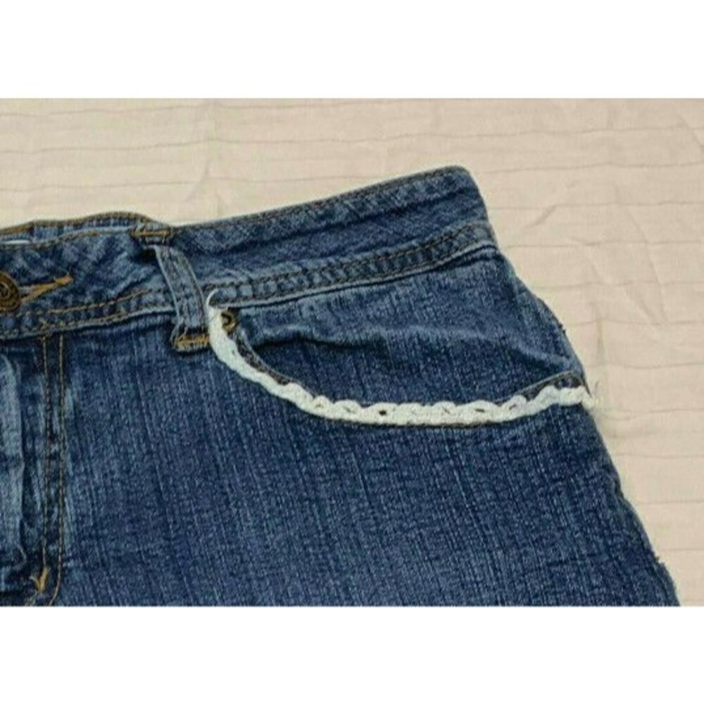 ST JOHNS BAY STRETCH WOMENS JEANS SHORTS SIZE 8 - Picture 4 of 4